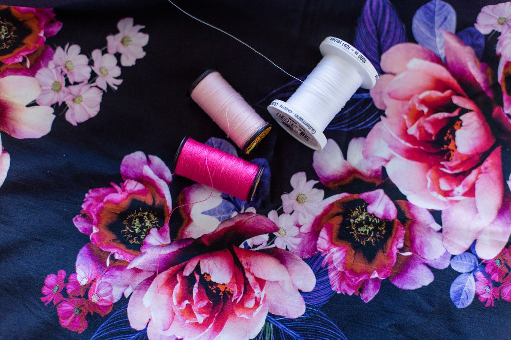 #28DaysOfBlogging - Color of the Year Ultraviolett
