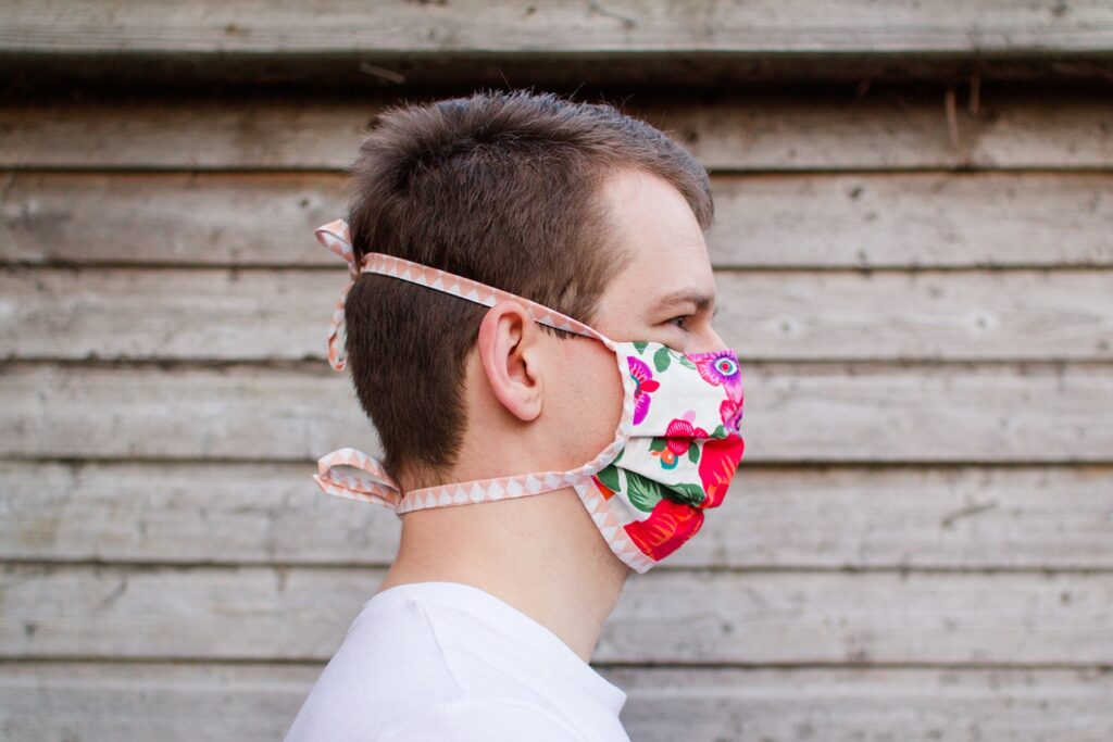 Tragevariante für Nase-Mund-Maske